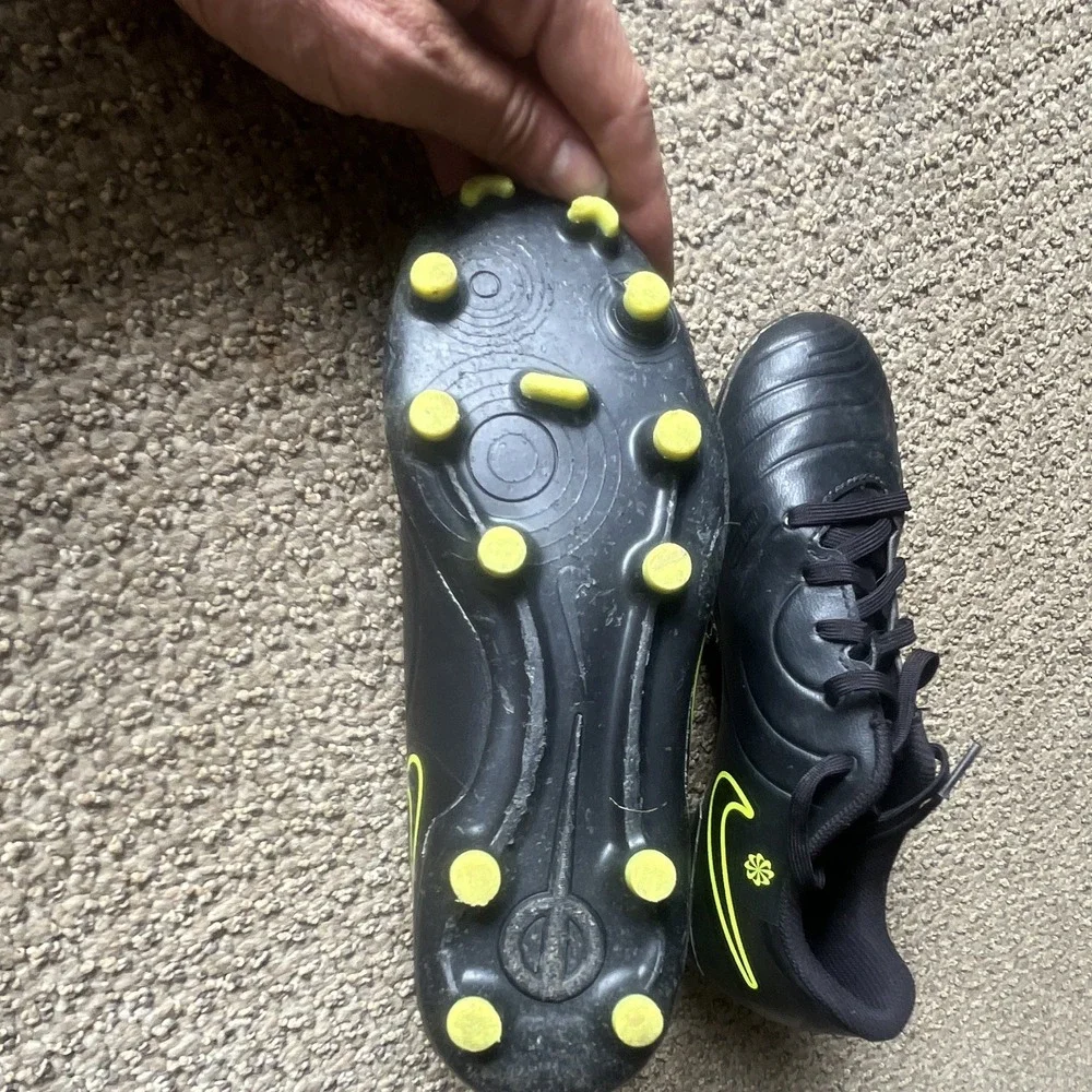 Nike Soccer Cleats Black/Volt Molded Studs Unisex Youth US Size 3Y